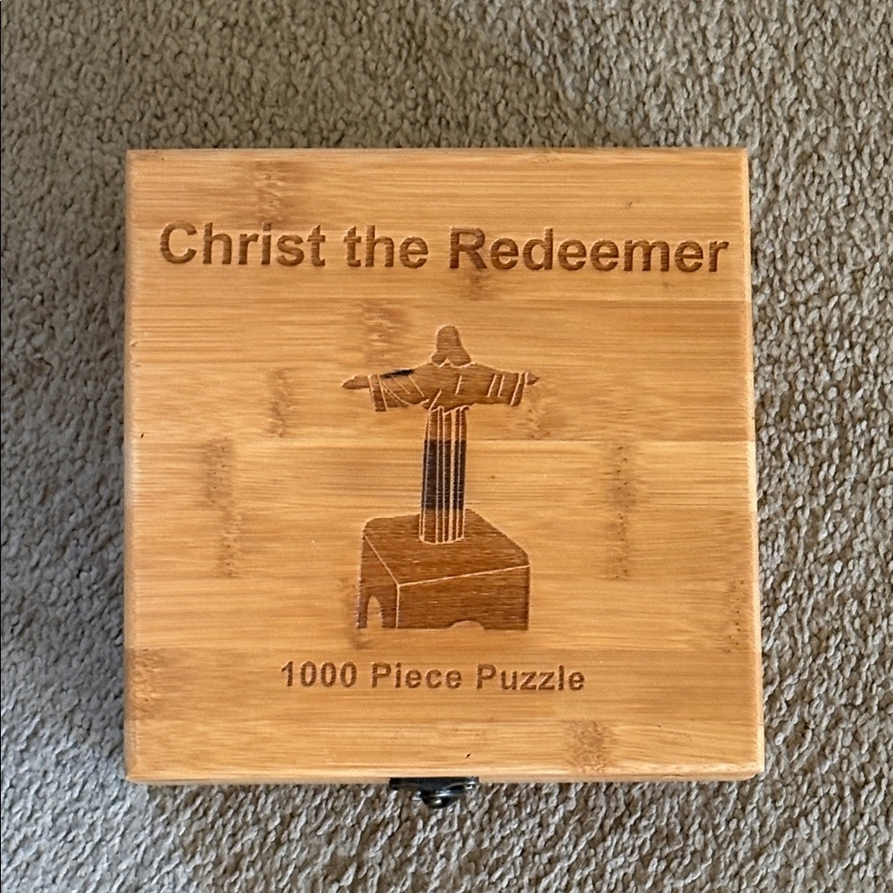 Christ the Redeemer 1000-Piece Puzzle Wooden Keepsake Box - Light Brown